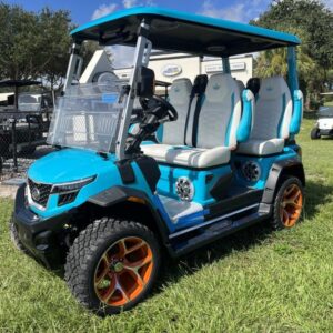 Front view of 2025 Evolution D-Max XT4 electric golf cart available in South Carolina with nationwide delivery and export options