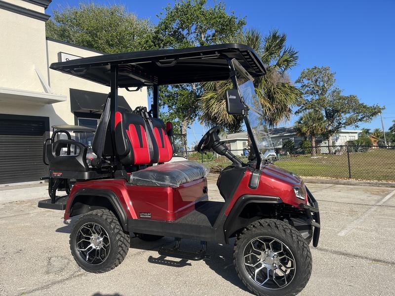 Front angle of 2025 Evolution D5-Maverick 2+2 four-passenger golf cart