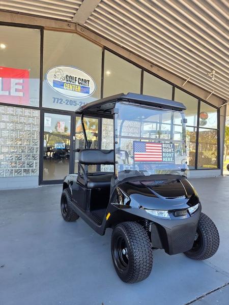 Side profile of 2025 E-Z-GO RXV Gas in Columbus Ohio