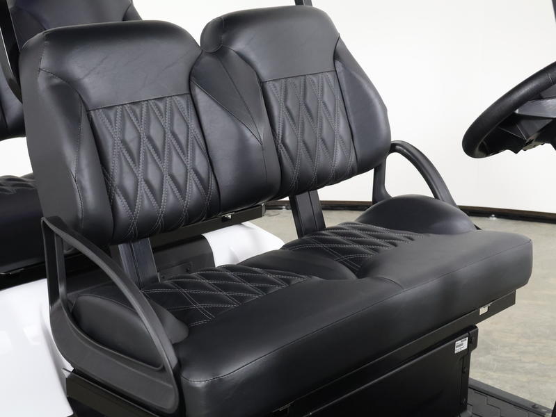 2026 E-Z-GO® Liberty Summit XTL ELiTE Lithium 4-Passenger Lifted Golf Cart - Image 19