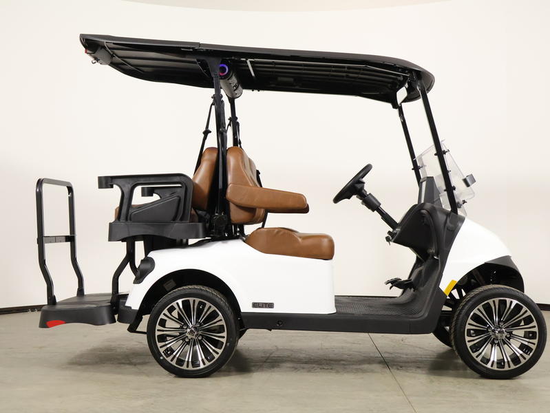 2026 E-Z-GO® RXV 4 Touring STL ELiTE Lithium 4-Passenger Golf Cart - Image 11