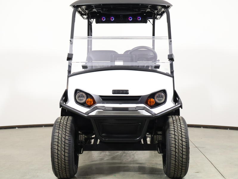 2026 E-Z-GO® Liberty Summit XTL ELiTE Lithium 4-Passenger Lifted Golf Cart - Image 20